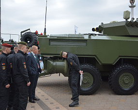 Related photo «‎The ambitious presentation of products of OJSC MZKT at XI International Exhibition of Arms and Military Machinery Milex-2023 has come to a conclusion» №2