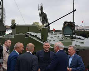 Related photo «‎The ambitious presentation of products of OJSC MZKT at XI International Exhibition of Arms and Military Machinery Milex-2023 has come to a conclusion» №3
