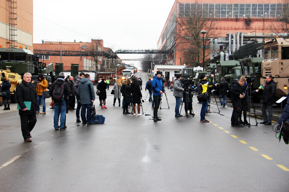 Russian journalists visited Minsk wheel tractor plant