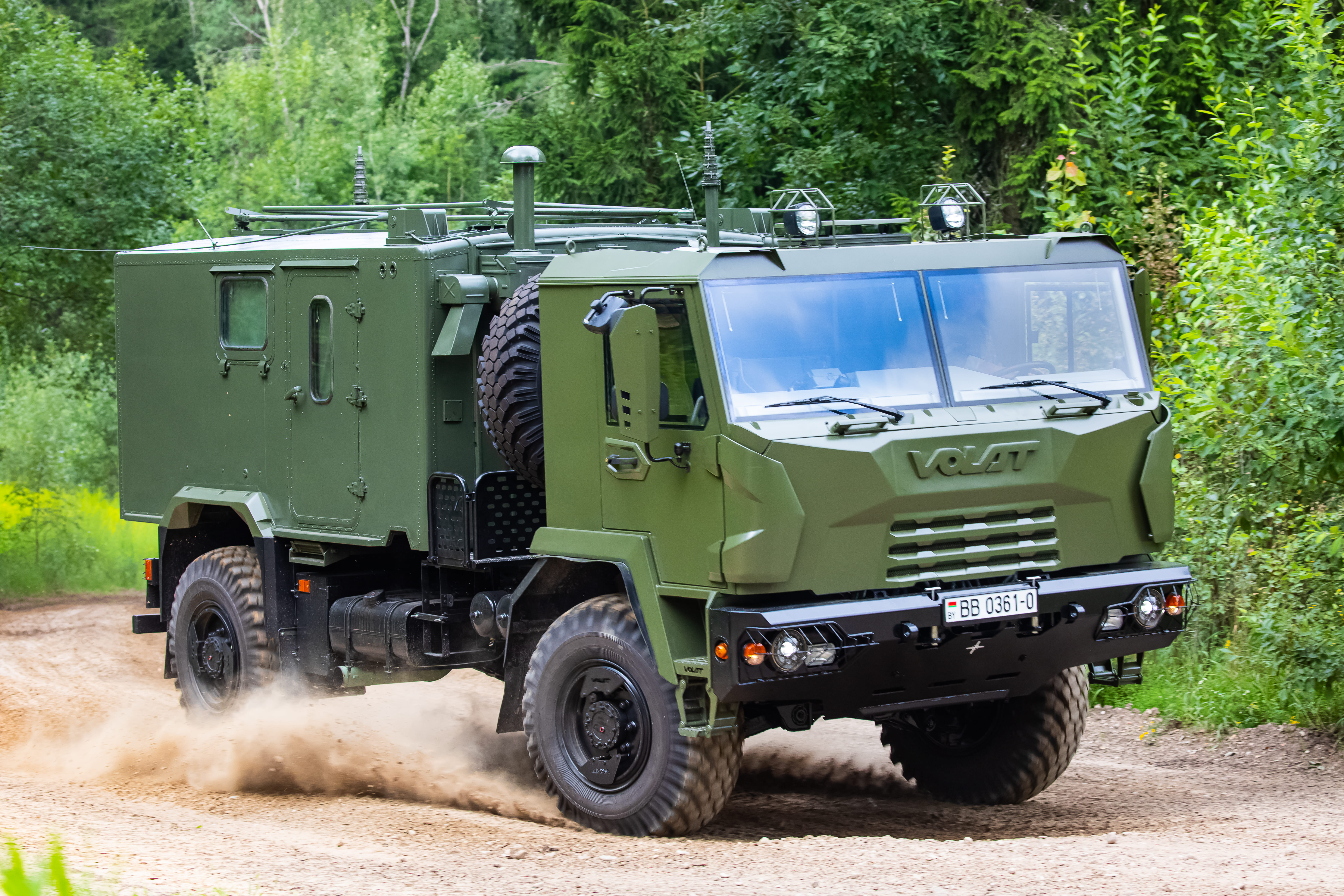 2KIT4167.jpg