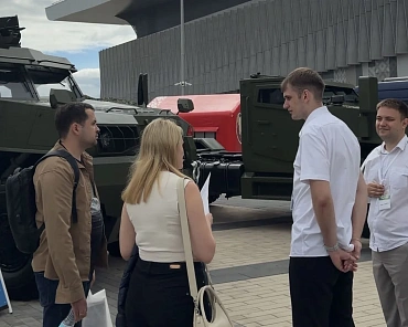 Фото по теме «‎ОАО «МЗКТ» ПРЕДСТАВИЛ НОВЕЙШИЕ РАЗРАБОТКИ НА ВЫСТАВКЕ «НАЦИОНАЛЬНАЯ БЕЗОПАСНОСТЬ. БЕЛАРУСЬ-2026»» №4
