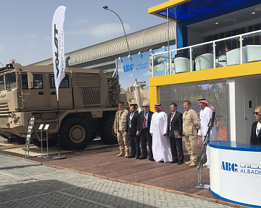 Фото по теме «‎Наследный принц Абу-Даби посетил стенд VOLAT на выставке IDEX 2017» №4