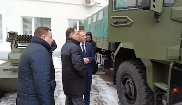 Тактычны аўтамабіль МЗКТ-550130 з правым размяшчэннем рулявога кола