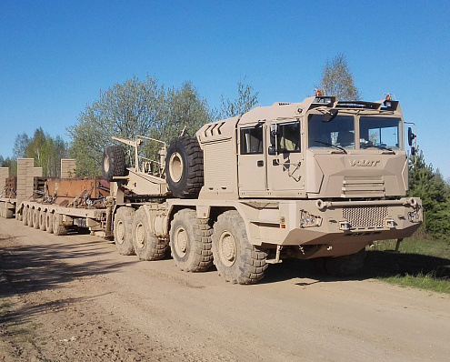 Аўтацягнік МЗКТ-741351+999421+837211, вялікі малюнак №1