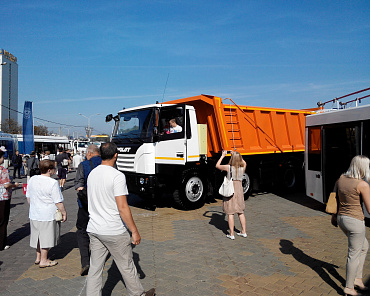 Фото по теме «‎Volat показал самосвал МЗКТ-750100-021 на Дне города Минска» №3