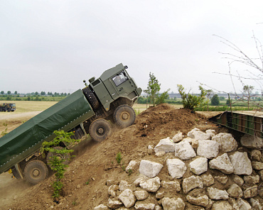 Фото по теме «‎Демонстрационный заезд Волат на Eurosatory-2016» №8