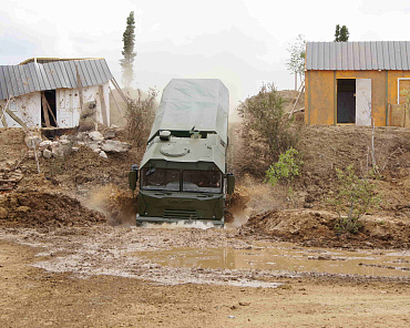 Фото по теме «‎Демонстрационный заезд Волат на Eurosatory-2016» №5