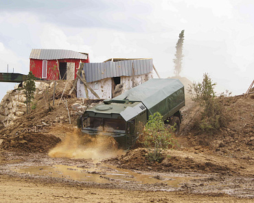 Фото по теме «‎Демонстрационный заезд Волат на Eurosatory-2016» №6