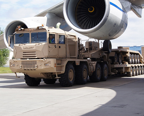 Heavy equipment transporter MZKT-741351+999421+837211, big picture #3
