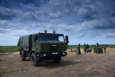 Belarusian masters of artillery fire choose MZKT-500200