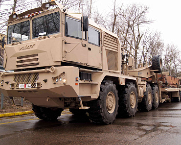 Related photo «‎Minsk Wheel Tractor Plant JSC  (VOLAT) and Al Badie Trading Establishment  signed a new Supply Agreement» №1