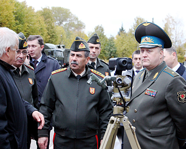 Related photo «‎MZKT-500200 WAS PRESENTED TO THE MINISTER OF DEFENCE OF THE REPUBLIC OF AZERBAIJAN» №1