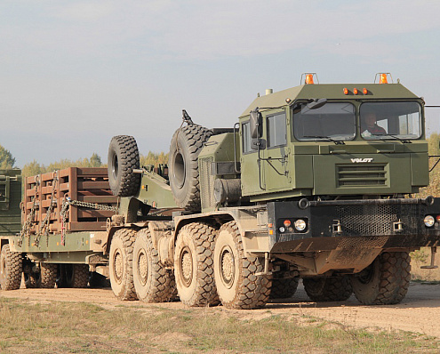 Heavy equipment transporter MZKT-742960+820400, big picture #1